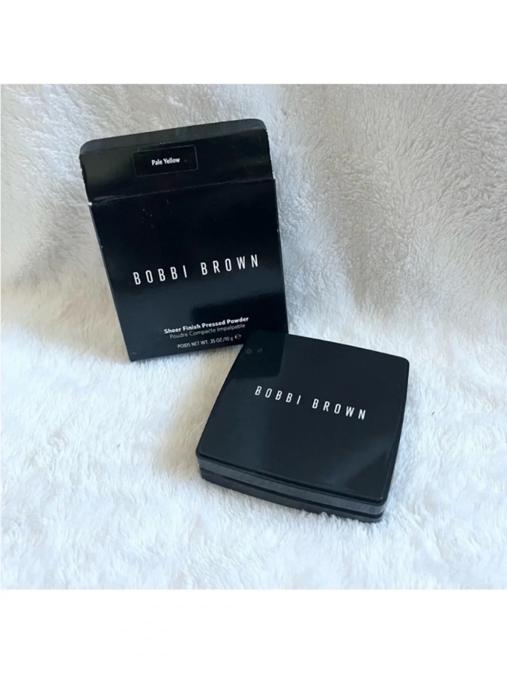 Bobbi Brown Sheer Finish Powder # Pale Yellow